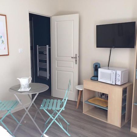 Chambre Dans Dependance Maison De Ville + Abri Velos Saumur Eksteriør billede